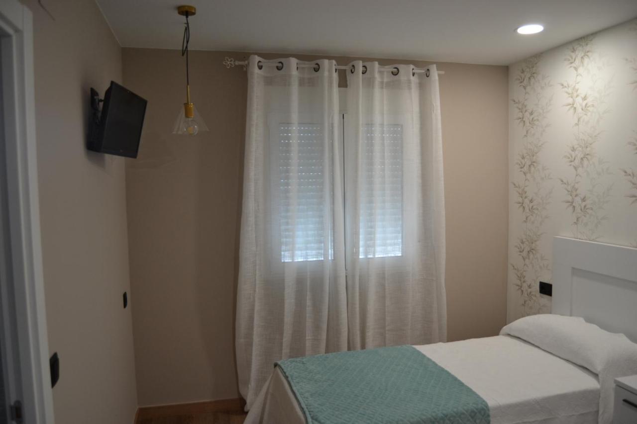 Greco 8 Hotel Sarria Bagian luar foto