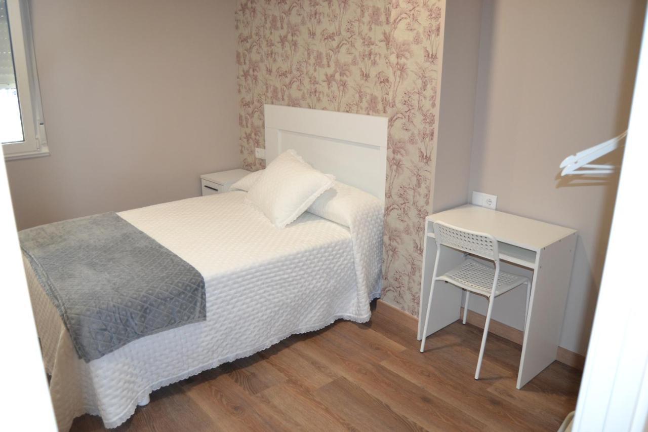 Greco 8 Hotel Sarria Bagian luar foto
