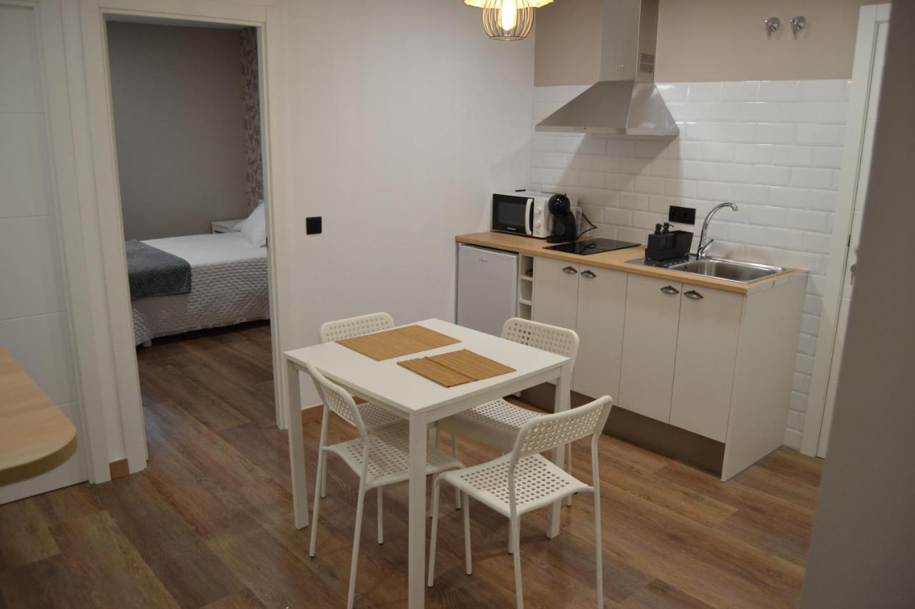 Greco 8 Hotel Sarria Bagian luar foto