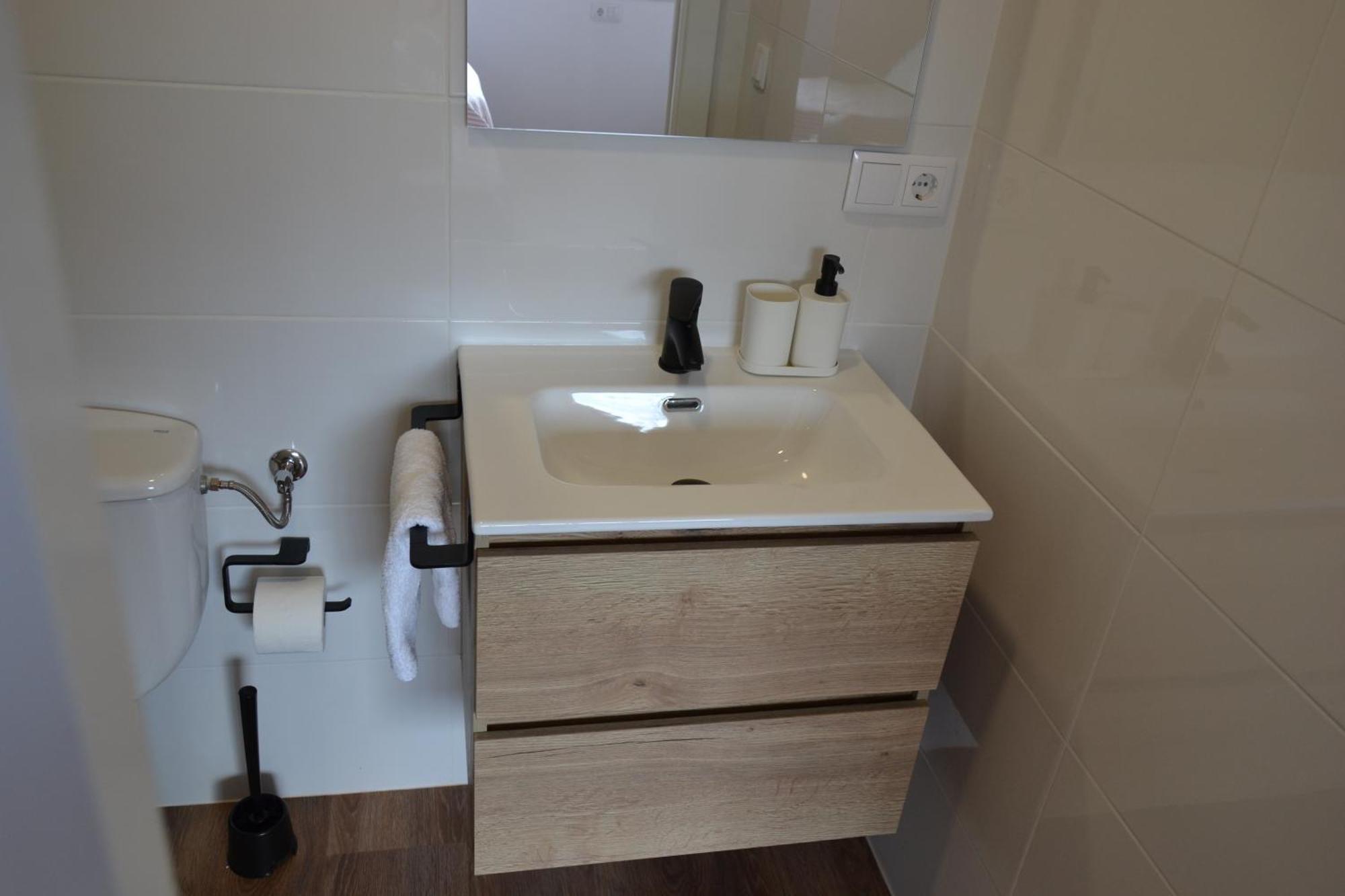 Greco 8 Hotel Sarria Bagian luar foto