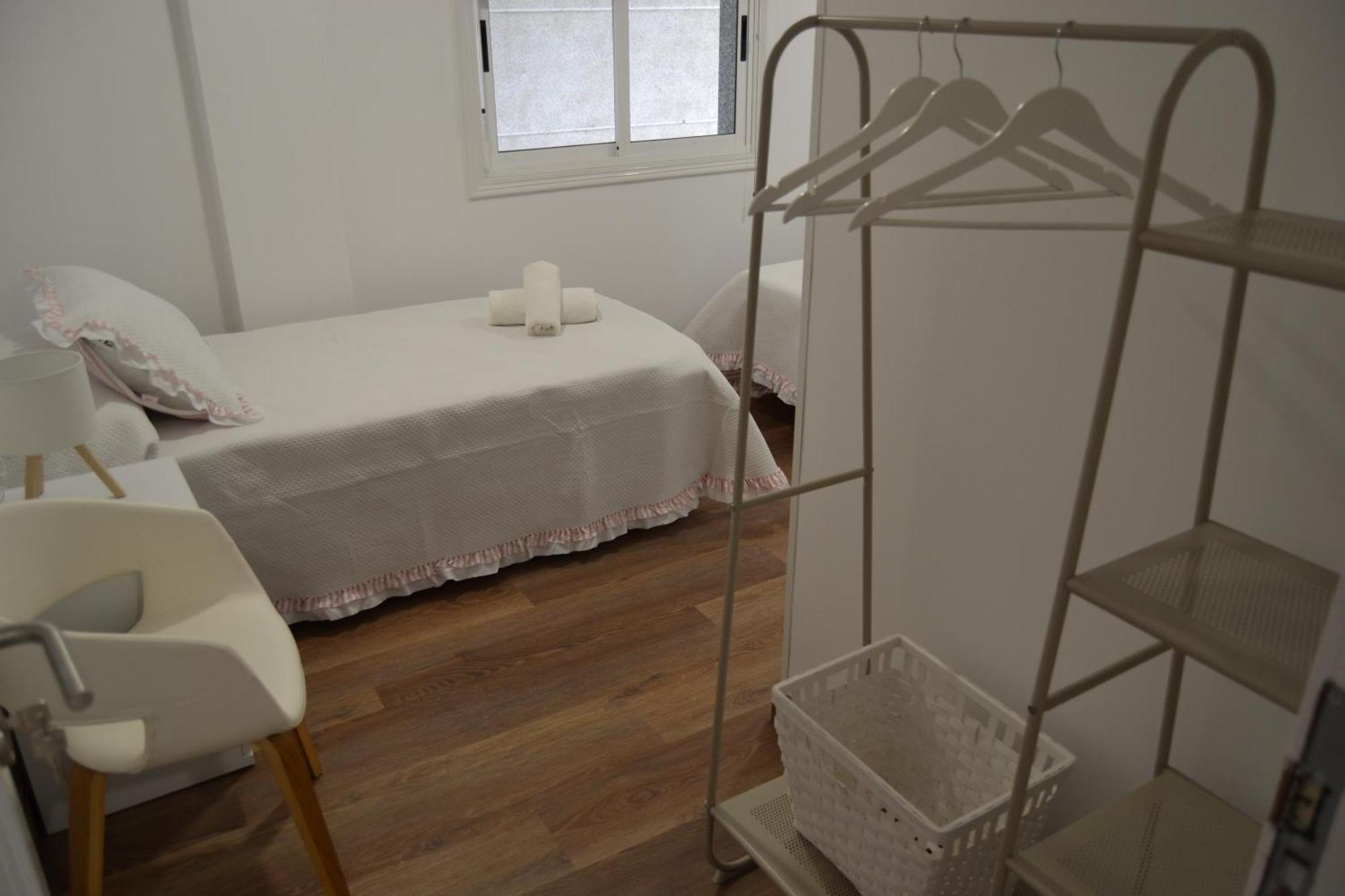 Greco 8 Hotel Sarria Bagian luar foto